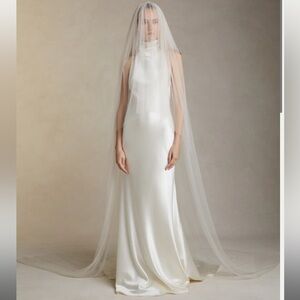 Danielle Frankel simple tulle veil with blusher
